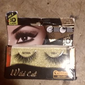 Wild cat lashes